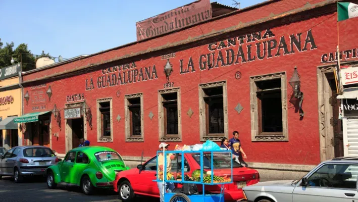 Mexico City Cantinas: Explore These Cultural Treasures
